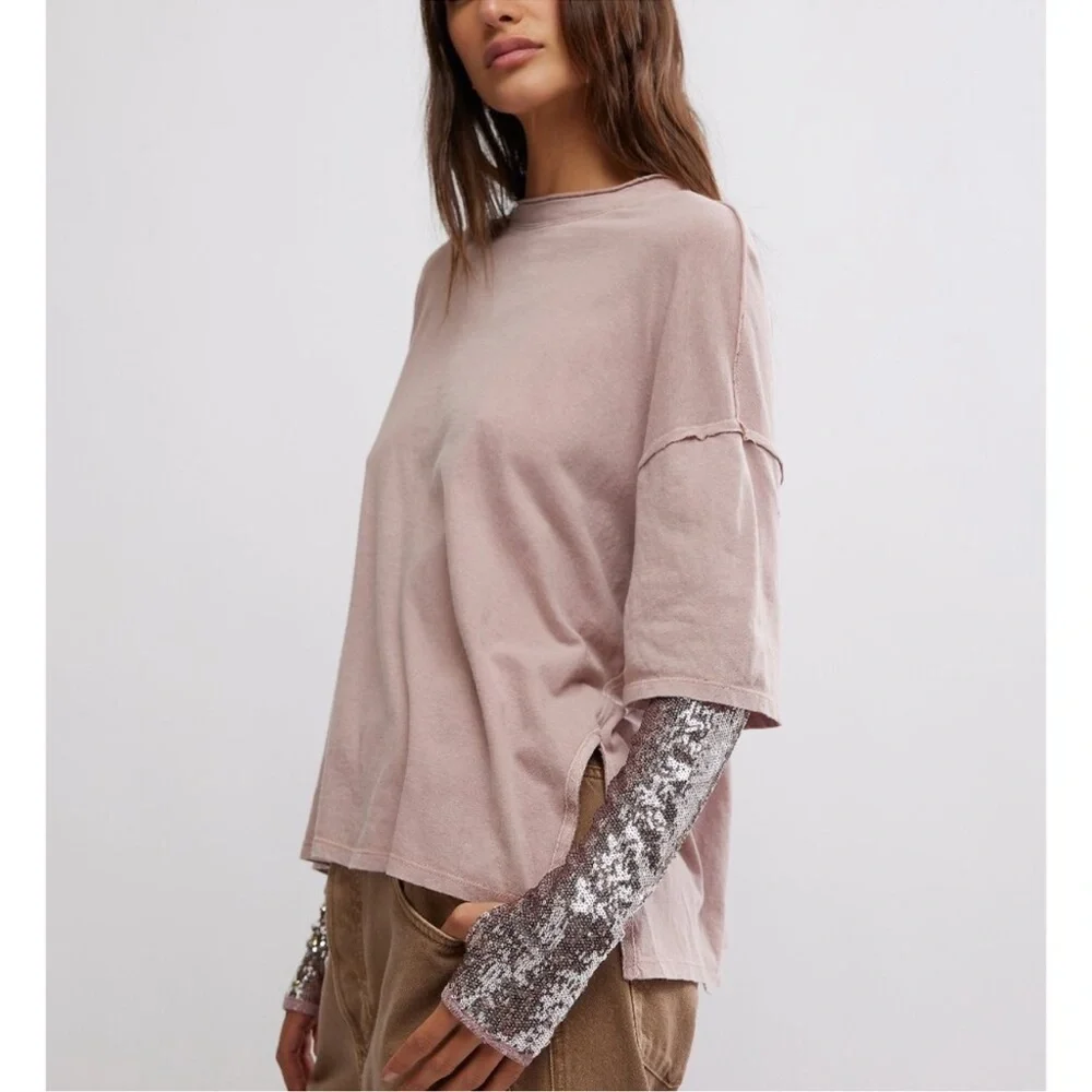 NWT FREE PEOPLE We The Free Mauve Nellie Sequin Twofer Top T Shirt SZ: S - Picture 4 of 9